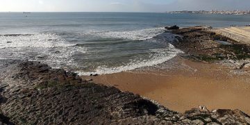 Playa Azarujinha Cascais