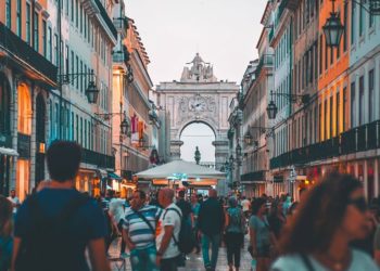 Lisboa de noche arco rua augusta