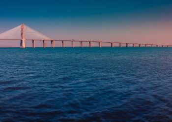 Puente Vasco de Gama