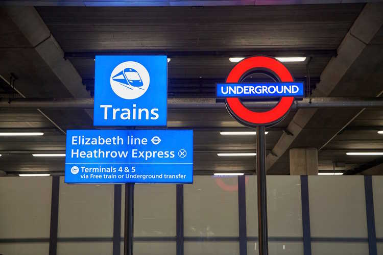 Qué aeropuerto de Londres conecta con el metro
